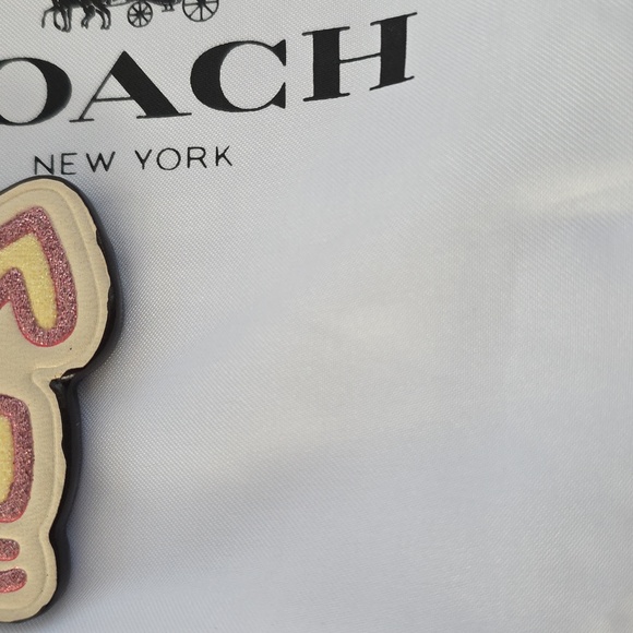 EUC: COACH x KEITH HARING "THE DANCING MAN" HANG TAG/(2) BAG CHARMS - Picture 9 of 10